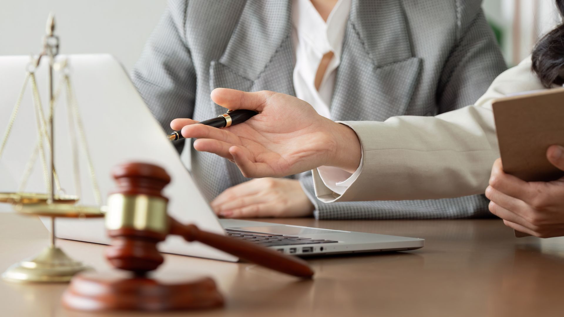 Why Call 18-Wheeler Accident Attorneys in Columbus, Evans Litigation and Trial Law - Get a Free Case Review
