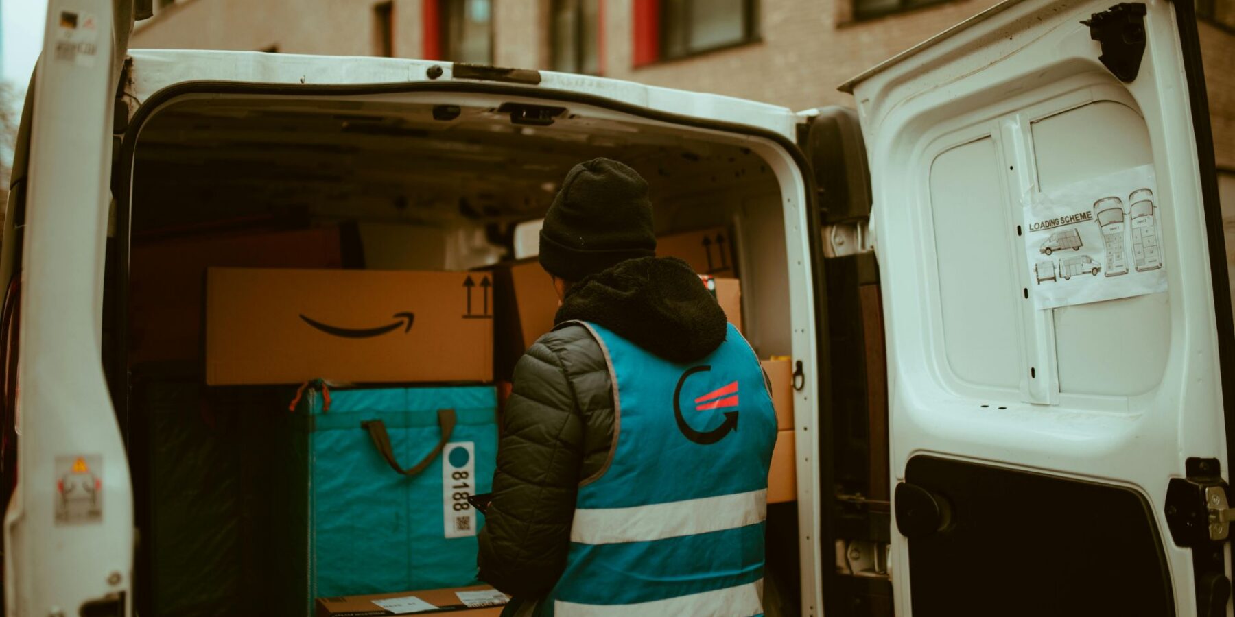 Amazon Box Truck Accident Attorneys in Georgia Near Me