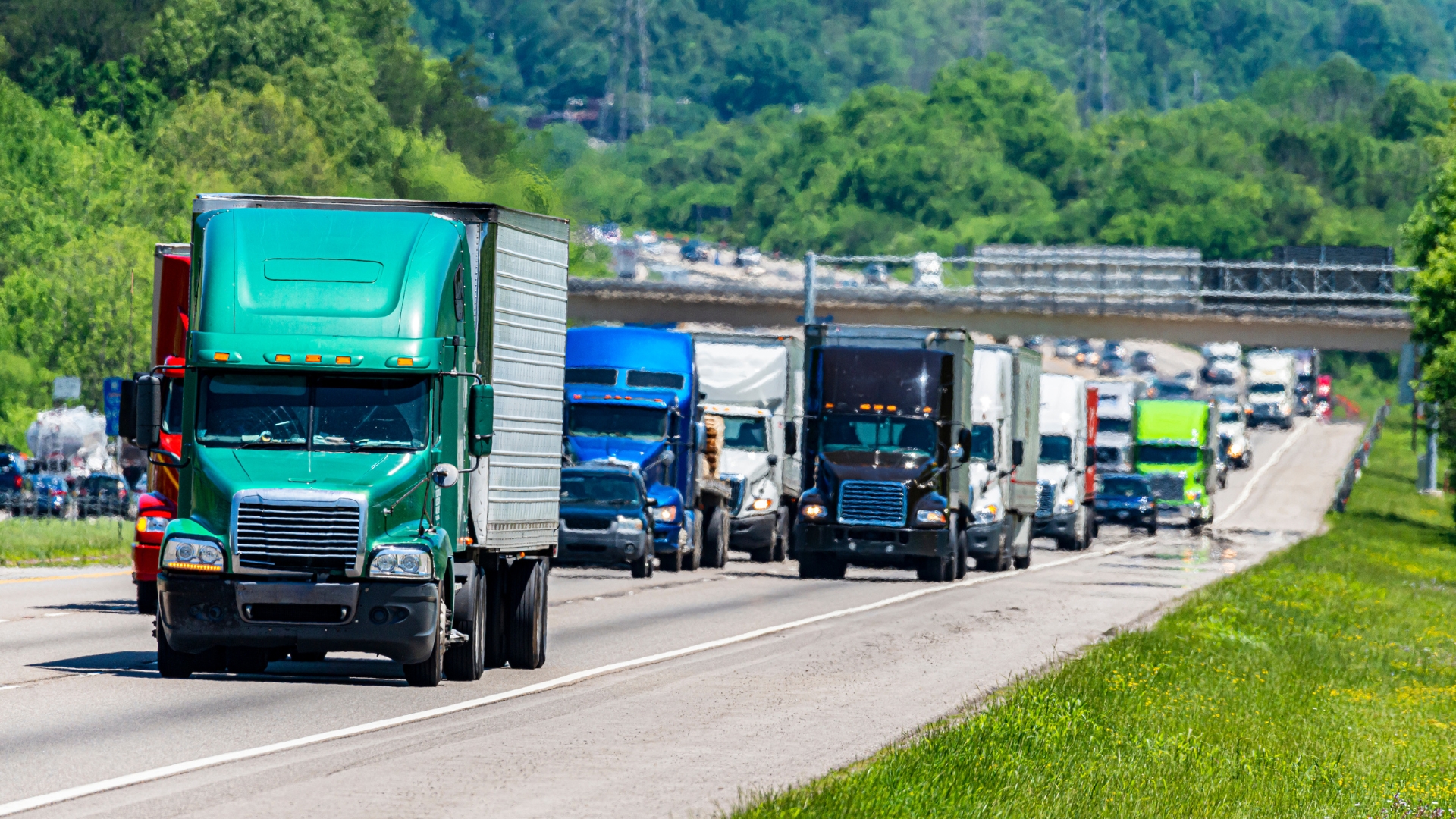 Call Evans Litigation and Trial Law for 18-Wheeler Accident Lawyers in Georgia
