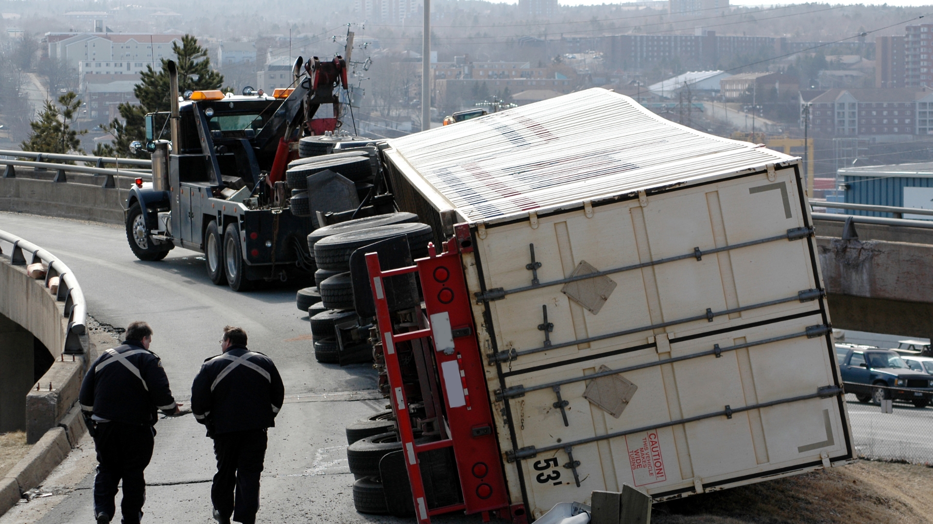 Call a Roswell Truck Accident Attorney Now
