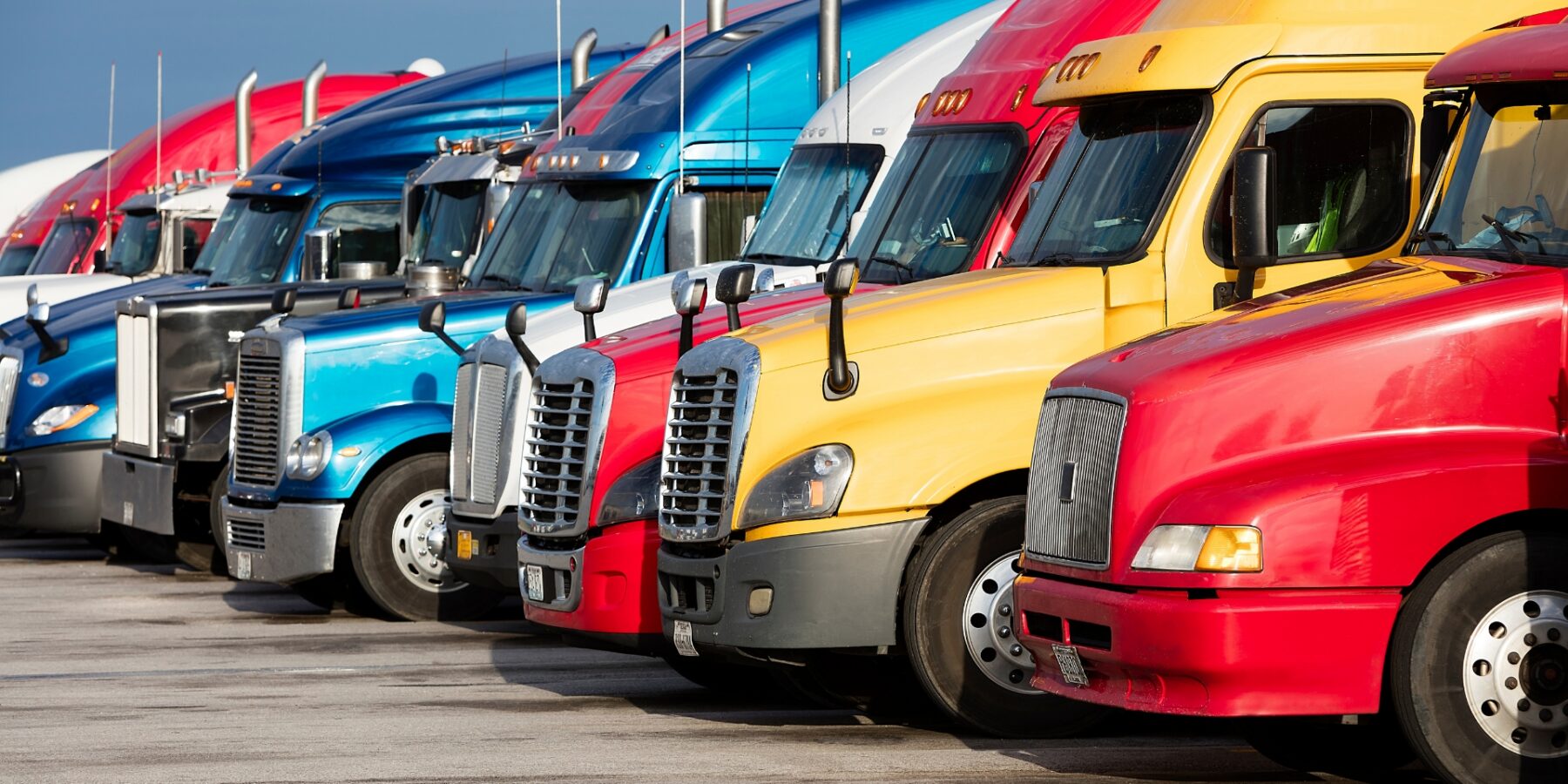 Commercial Vehicle Accident Attorneys in Roswell - Call Now to Start Your Claim