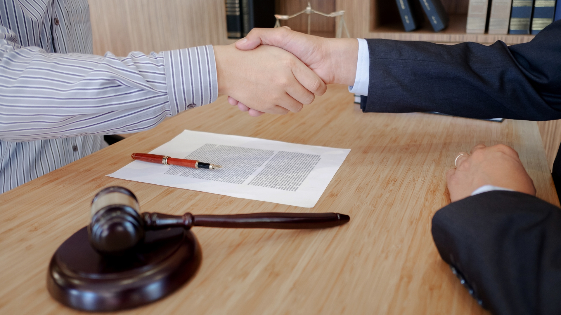 Contact an South Fulton Truck Accident Law Firm for a Free Case Consultation Today