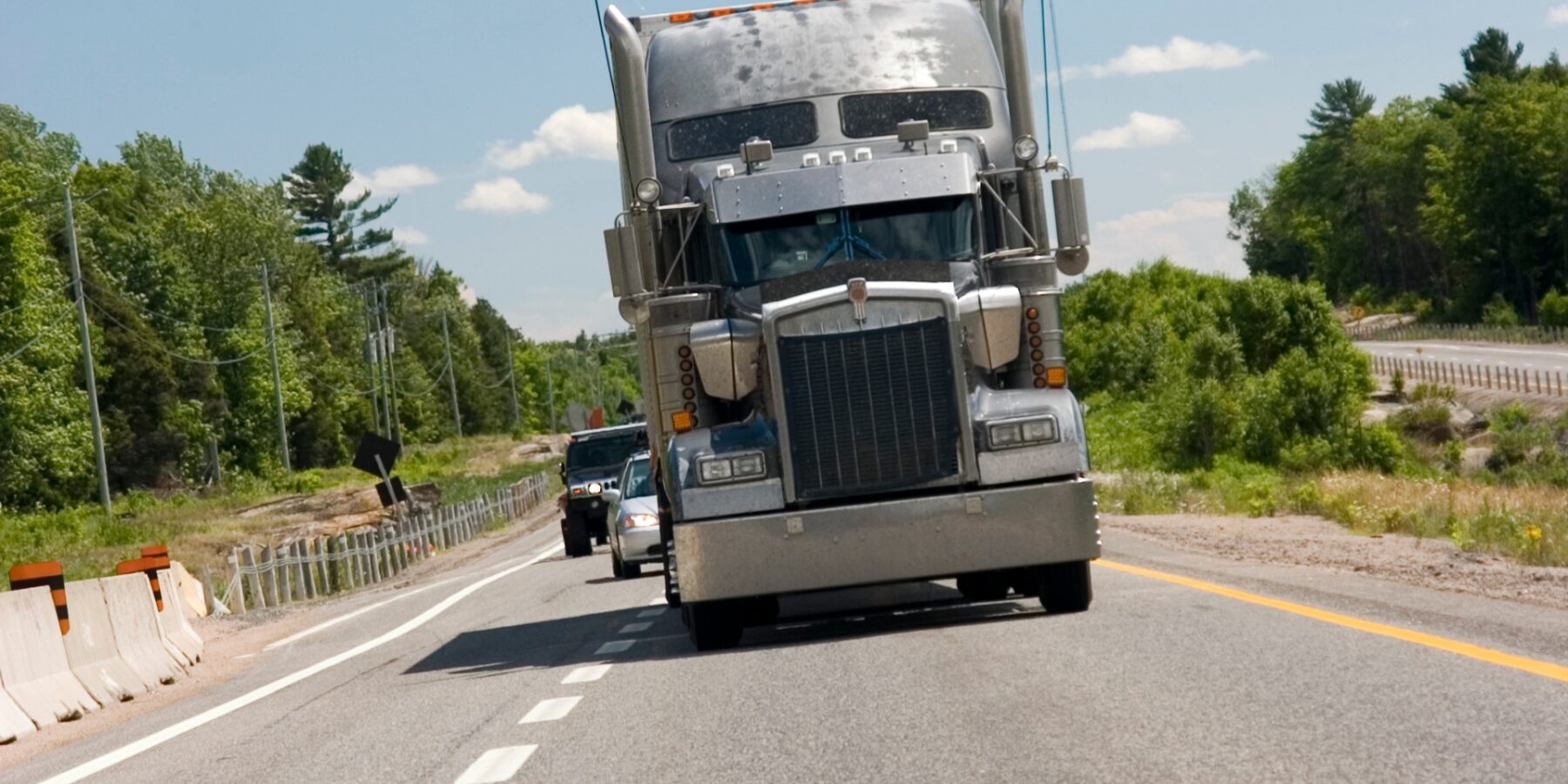 Warner Robins Truck Accident Lawyers - Start Your Claim Today